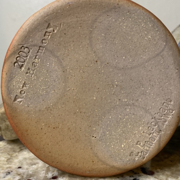 New Harmony Vintage Glazed Stoneware Mugs-Set of 2 - Picture 12 of 15